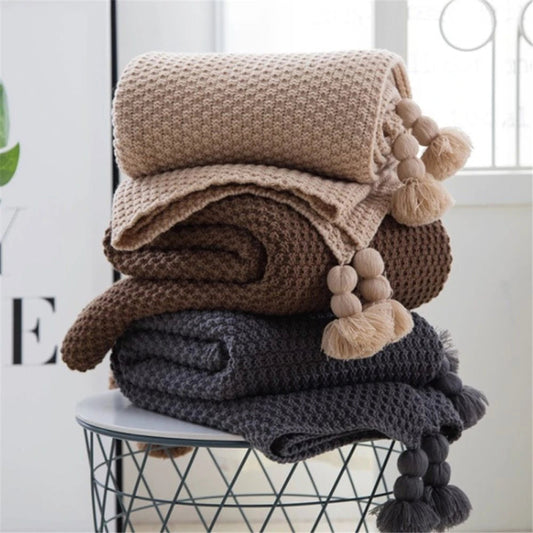 Nordic fringed knit ball blanket wool blanket office air conditioning lunch break blanket shawl blanket sofa leisure blanket blanket null